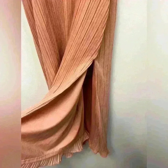 NWT Revolve Malia ribbed Midi Dress NBD Dress sz xs retails $198 - Picture 4 of 8